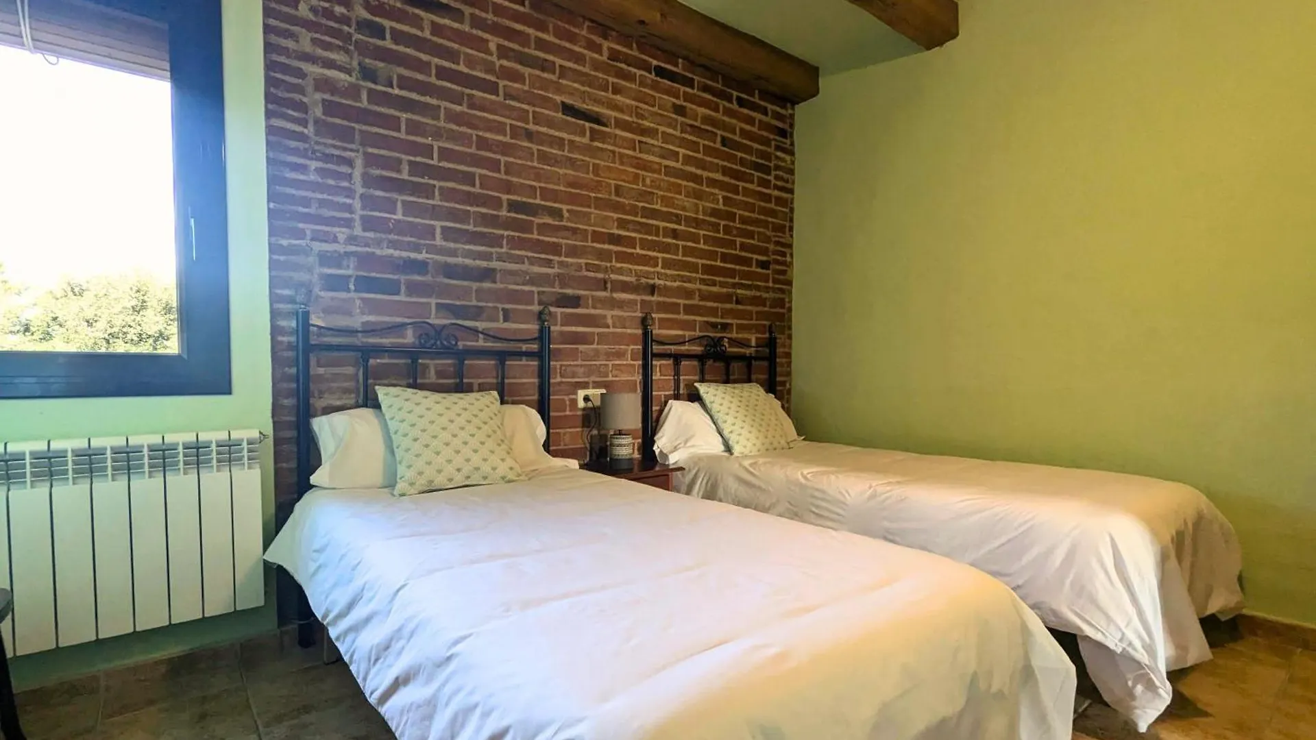Can Pujol - Casitas De Turismo Rural En El Baix Emporda Serra de Daró 0*,  Ισπανία